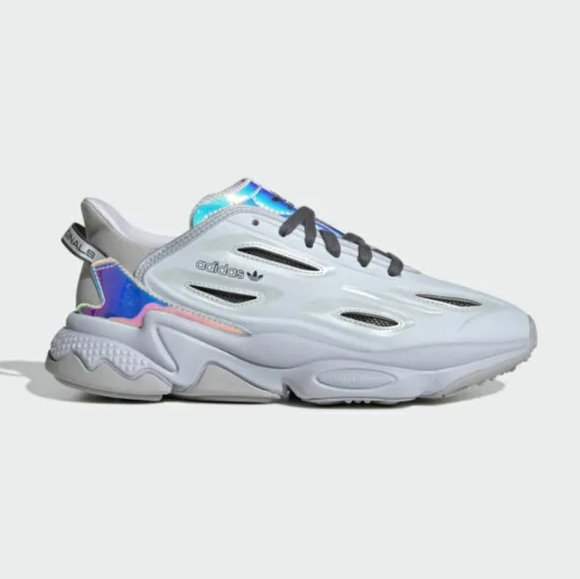 Adidas Originals Ozweego Celox , Womens Running Shoes , Womens Size 6 - Picture 1 of 12